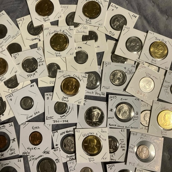 Assorted Coin Collection - Picture 4 of 5